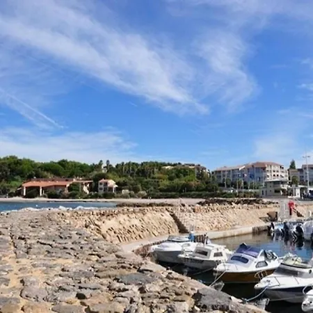 بيت للعطل House La Caillere Basse *